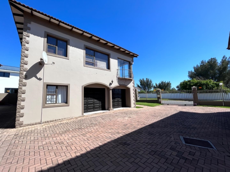 3 Bedroom Property for Sale in Jeffreys Bay Central Eastern Cape